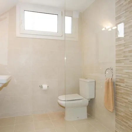 Cancilla With Hot Tub And Pool Table Villa Lanzarote Island